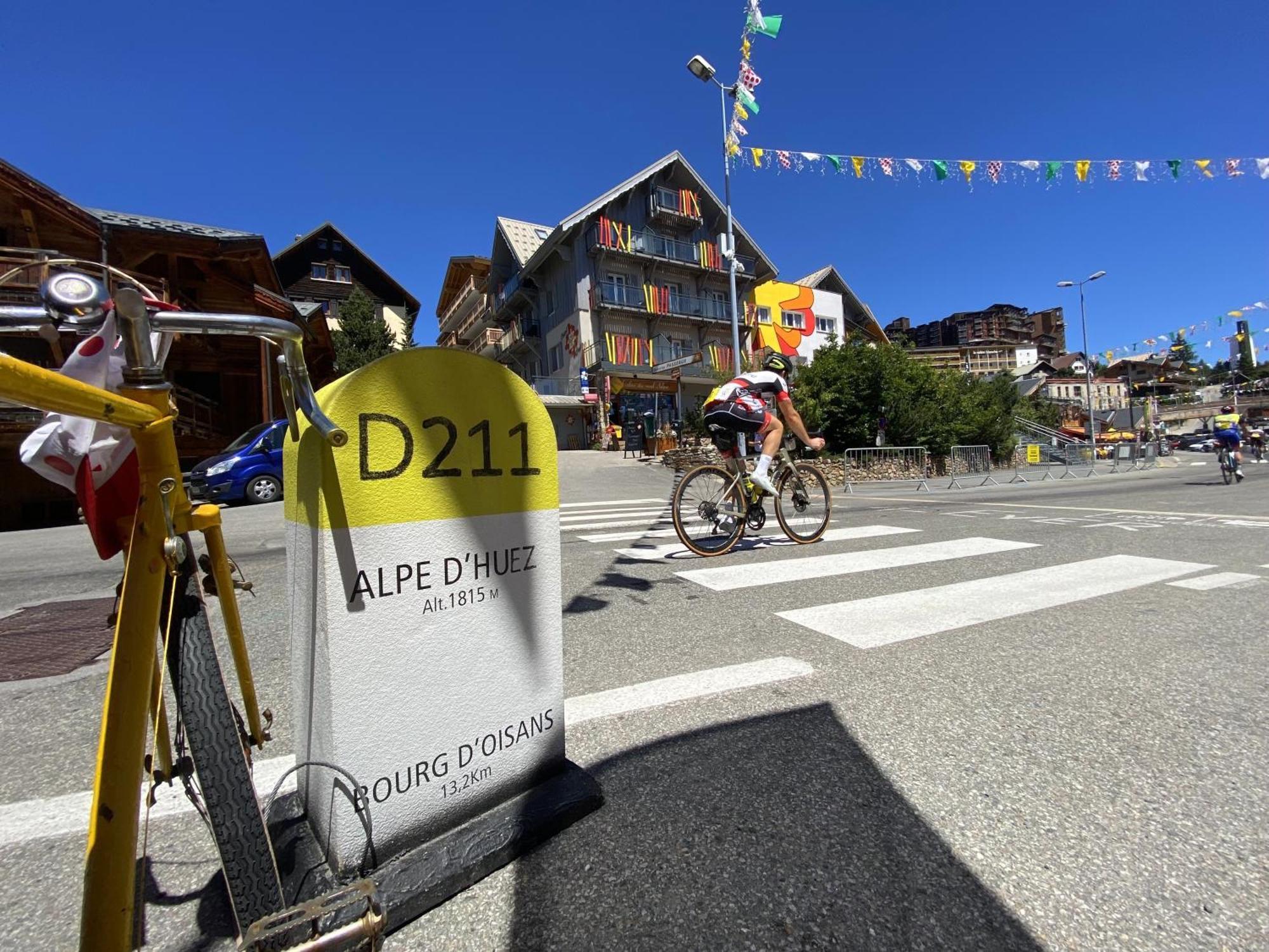 Popalp Hotel Alpe d'Huez Eksteriør billede